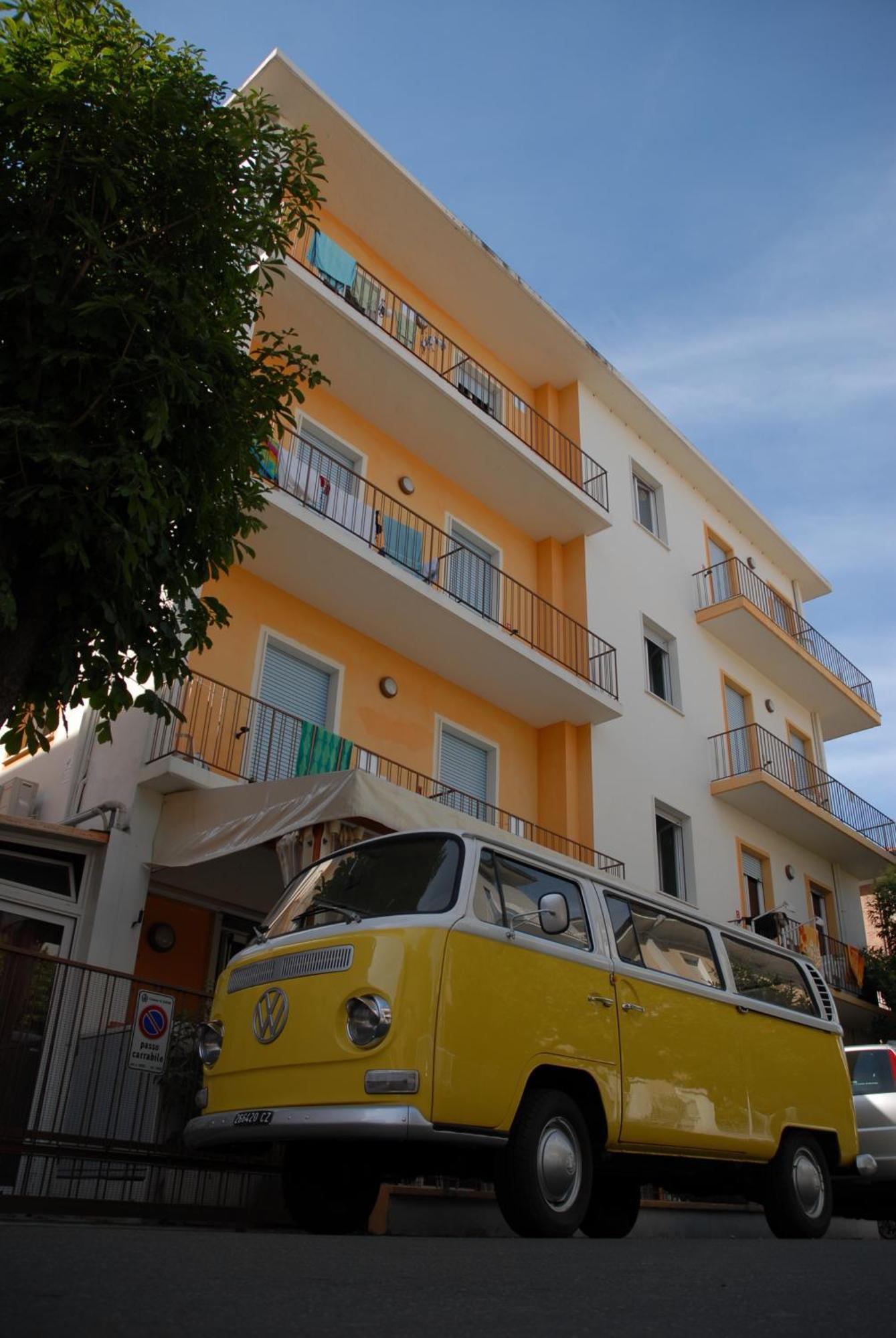 Jammin' Hostel & Bar Ρίμινι Εξωτερικό φωτογραφία