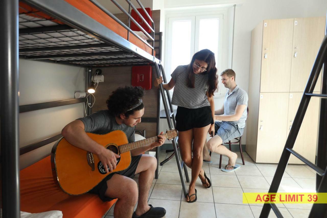Jammin' Hostel & Bar Ρίμινι Εξωτερικό φωτογραφία