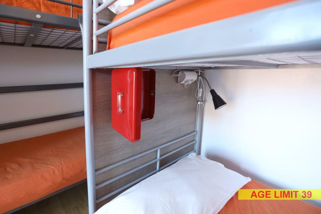 Jammin' Hostel & Bar Ρίμινι Εξωτερικό φωτογραφία